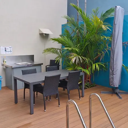 Macrossan House Boutique Holiday Apartments-3